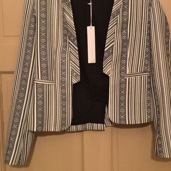Line & Dot NWT Striped Gray Women's Blazer - Picture 3 of 7